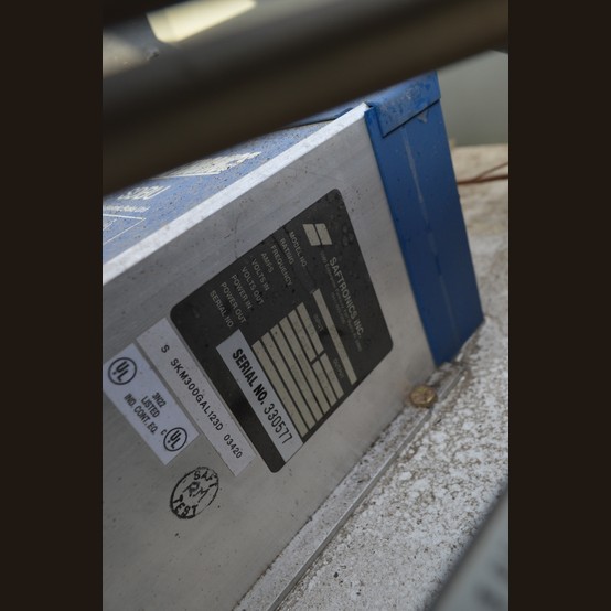 100 HP Saftronics #GP10E9ST34100B1, AC Variable Frequency Drive, 380-440 Volts, in Cabinet with Brake - Image 5