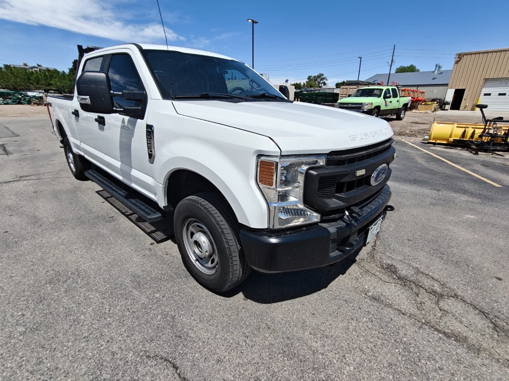 Ford #F-250, pickup truck, 28832 miles, 2020 - Image 3