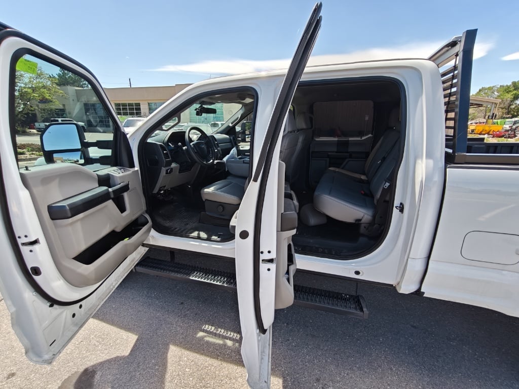 Ford #F-250, pickup truck, 28832 miles, 2020 - Image 9