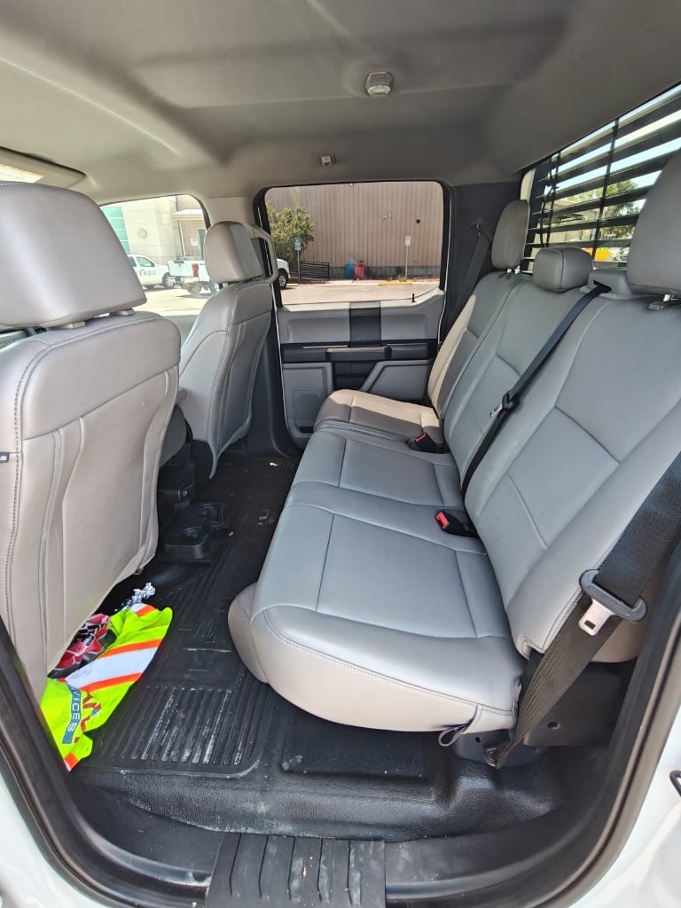 Ford #F-250, pickup truck, 28832 miles, 2020 - Image 10