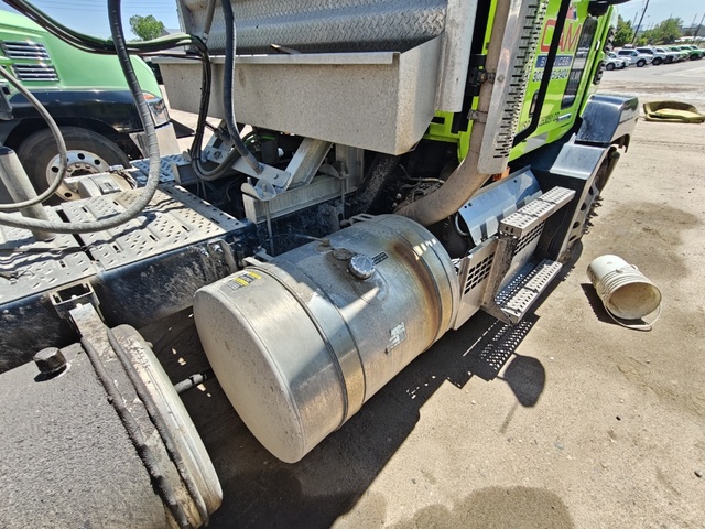 Mack #AN64T, on highway truck tractor, 2023 - Image 4