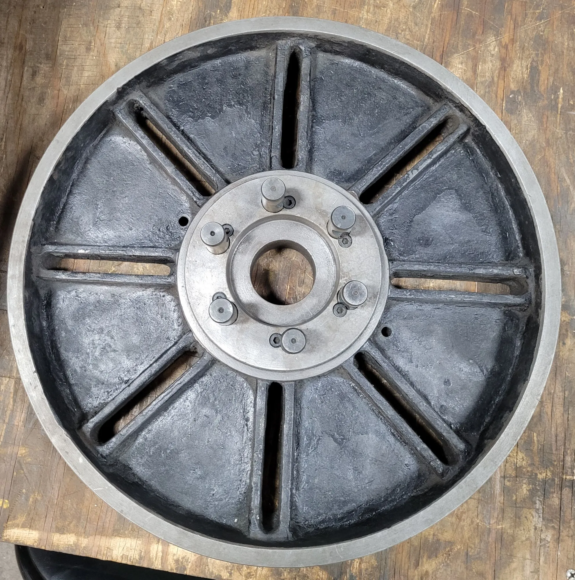 20" Lathe Face Plate, D1-6 Camlock Mount, 6 Pins, 2.5" Through Hole - Image 2
