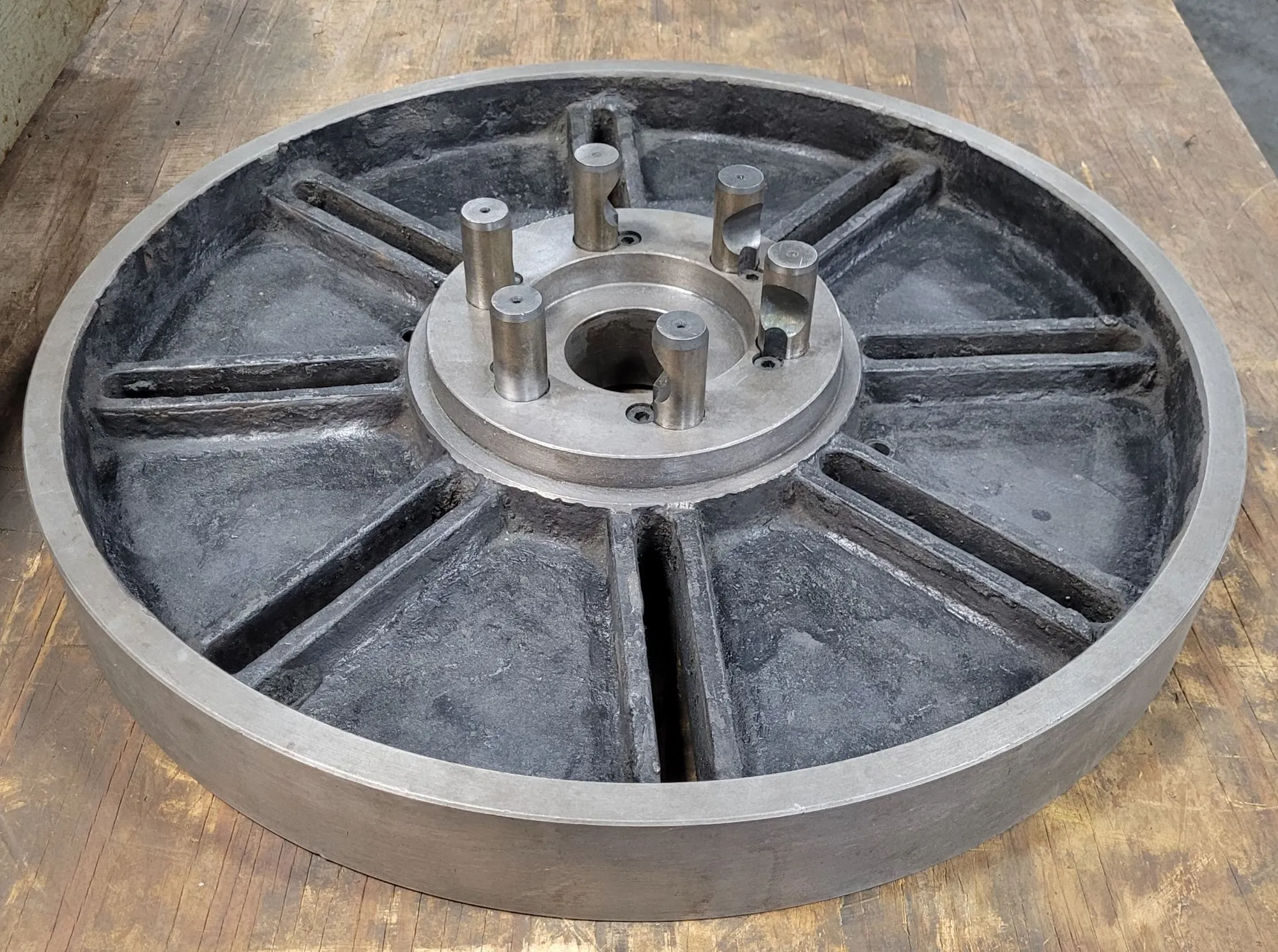 20" Lathe Face Plate, D1-6 Camlock Mount, 6 Pins, 2.5" Through Hole - Image 3