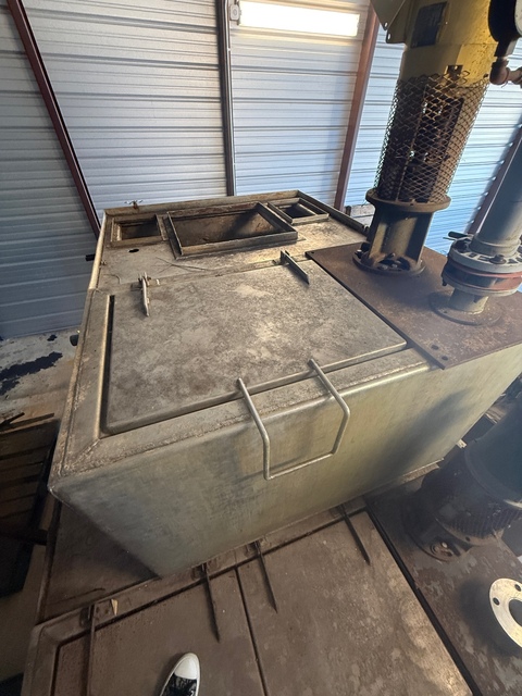 Stainless Steel wash Tanks W/ Stainless Steel New Gusher Pumps (3 available) - Image 3