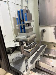 Kitamura #MyCenter-HX300iG, 4-Axis horizontal machining center, 100 automatic tool changer, probe, thru - Image 4