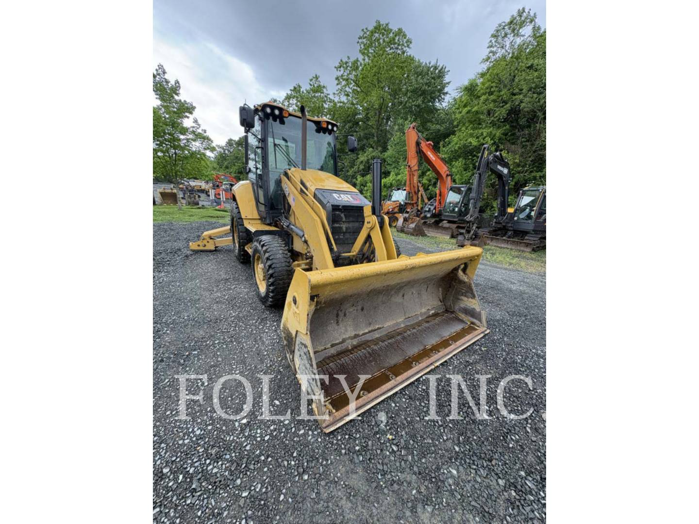 Cat 420-07, Backhoe Loader, 3083 hours, S/N: H8T03142, 2023 - Image 2