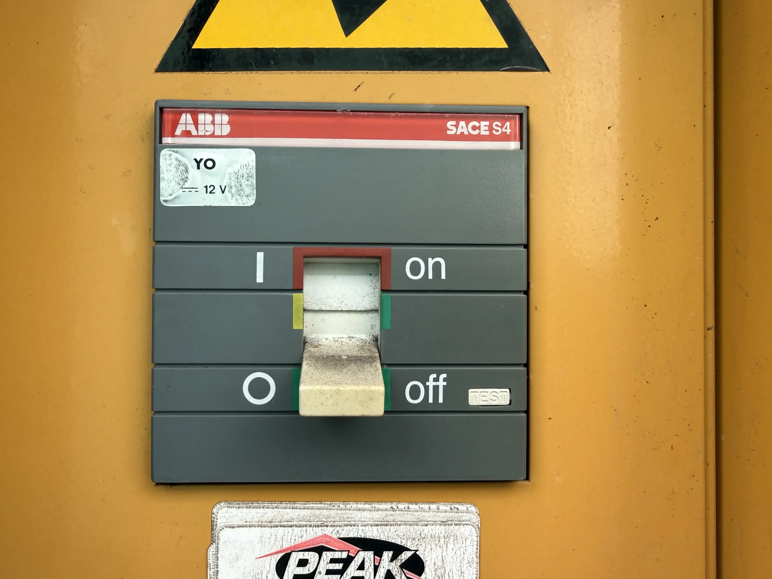 60 KW Caterpillar #D60P4S, diesel generator set, 240 Volts, 1-phase, Perkins 1104C-44TAG2 engine, sound - Image 8
