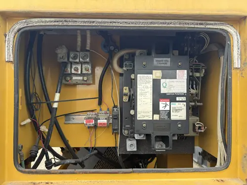 60 KW Caterpillar #D60P4S, diesel generator set, 240 Volts, 1-phase, Perkins 1104C-44TAG2 engine, sound - Image 9