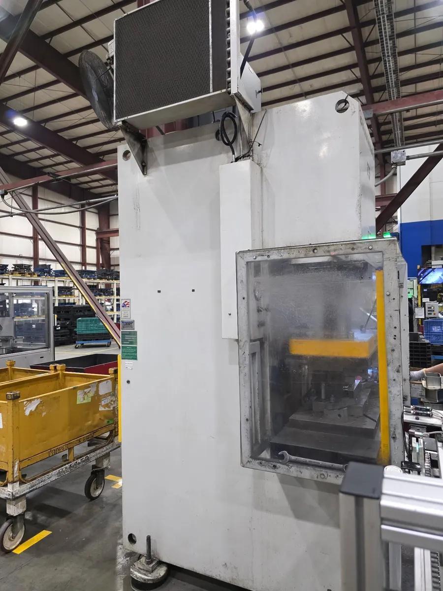75 Ton, Greenerd #HCA-75-18R, hydraulic press, 18" stroke, 12" throat, 24" daylight, 30 HP, 32" x 18" bed - Image 2