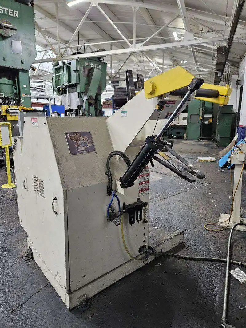 8000 lb. Dallas, Servo coil feed line, 12" x .135", 60" OD, pneumatic mandrel expansion, 2024 - Image 2