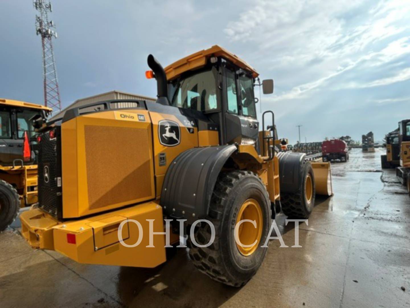 Deere & Co. 542P, Wheel Loader, 1744 hours, S/N: PLH17568, 2023 - Image 3