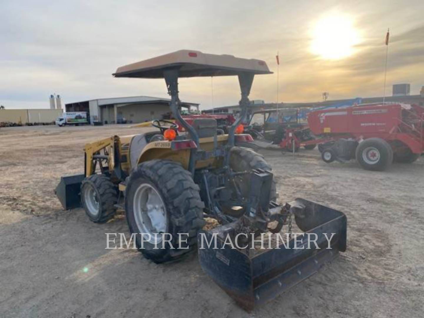 Agco-Challenger MT265B 4OH, Tractor, 1002 hours, S/N: JRA80102, 2006 - Image 8