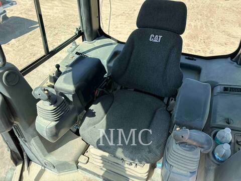 Caterpillar D5K2XL, 4556 hours, S/N: KW200366, 2015 - Image 8
