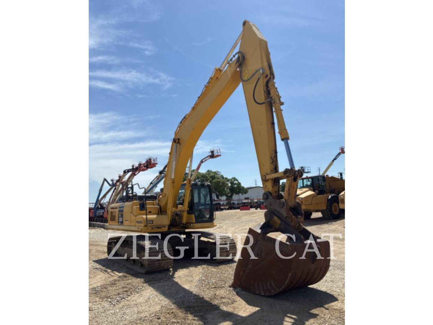 Komatsu Ltd. PC360, Excavator, 8380 hours, S/N: KMTPC256PGC090237, 2017 - Image 2
