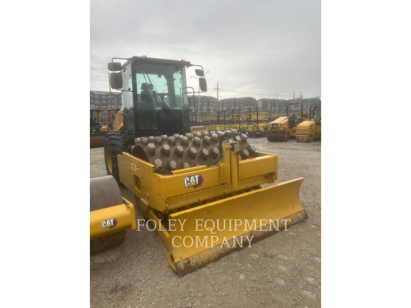 Caterpillar CP12-03, Compactor, 911 hours, S/N: 74900130, 2024 - Image 2