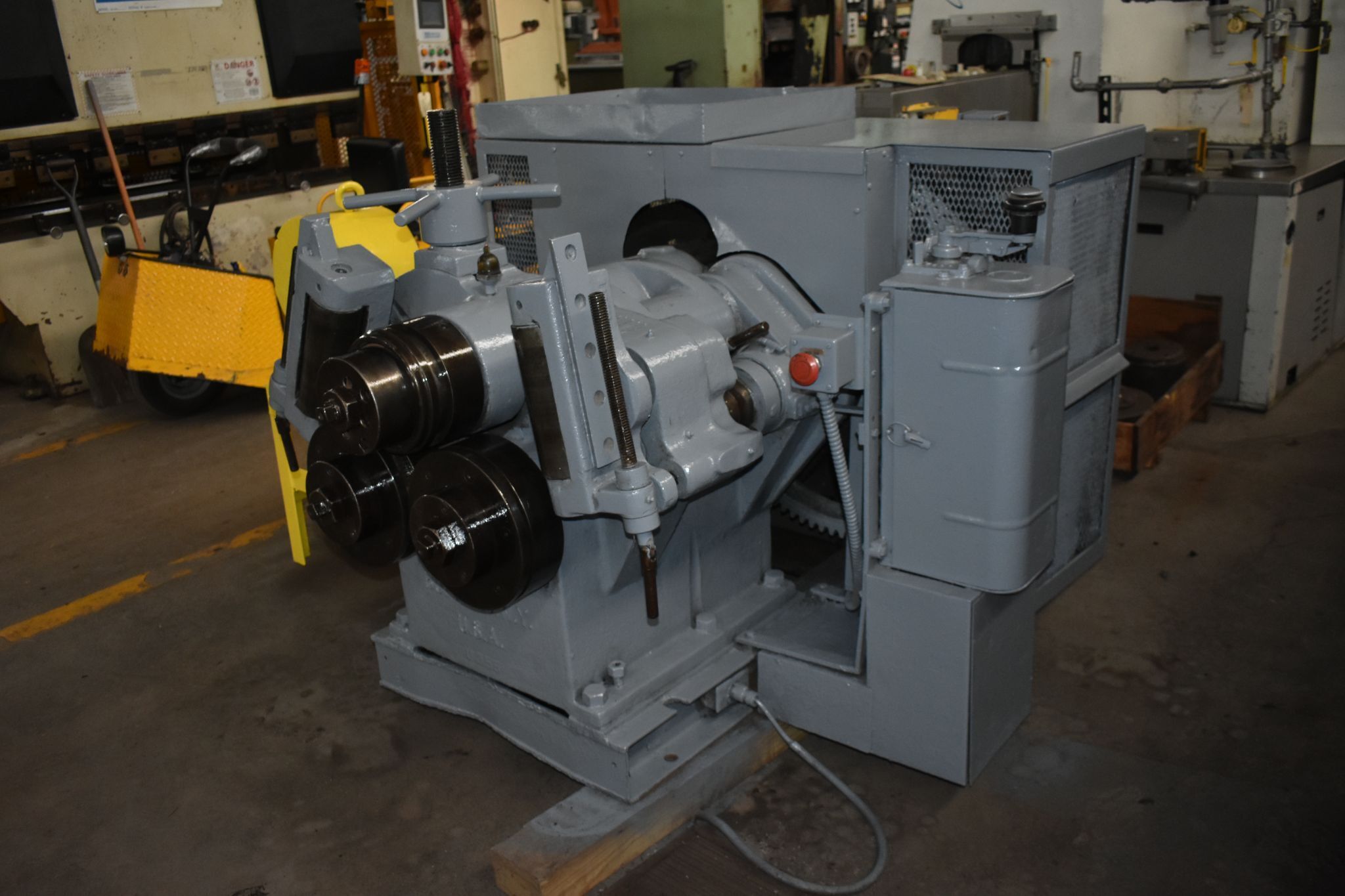 3" x 3" x 3/8" Buffalo #1, vertical angle bending roll, 10 HP, 40 FPM, extra rolls - Image 1