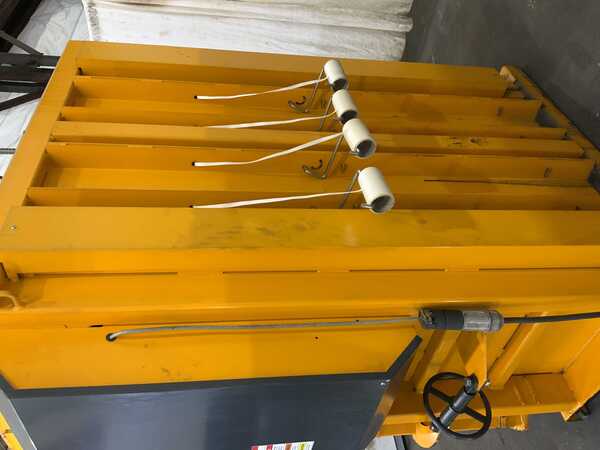 Bramidan #X30, vertical baler, 43" x 26" feed opening, 25 second cycle time, 5.5 HP, e-stop, 2013 - Image 9