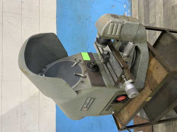 10" Jones & Lamson #PC14, optical comparator with bench, 16" x 5" table, manual power elevation - Image 7