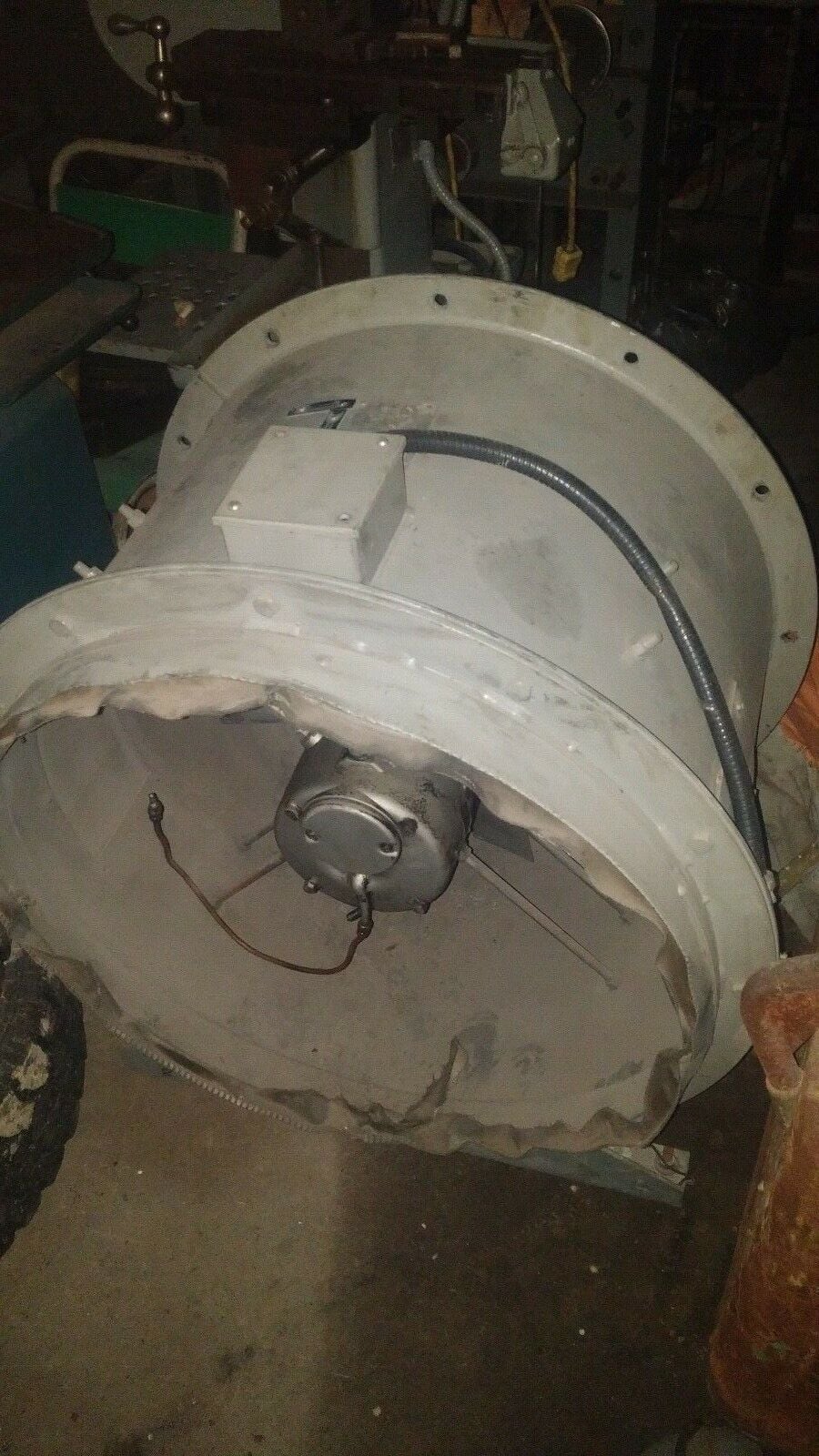Woods, 30" heavy duty ducted axial exhaust fan, 9 blades, 3 HP, 1140 RPM, manual damper - Image 4