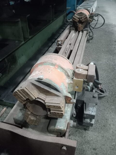 Bar feeder, 4" diameter capacity, 6' feed length, 2 hydraulic chucks - Image 3