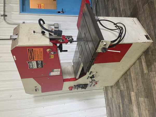 41" x 13" Dake Johnson #VH-40, vertical band saw, table feed, 10" stroke, 3 HP, blade grinder, 1994 - Image 1