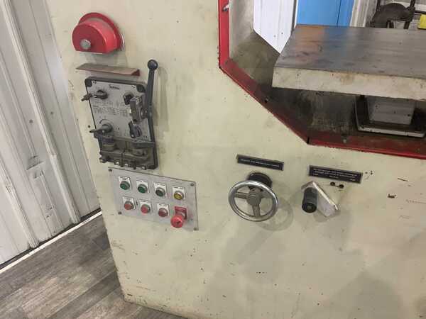 41" x 13" Dake Johnson #VH-40, vertical band saw, table feed, 10" stroke, 3 HP, blade grinder, 1994 - Image 5