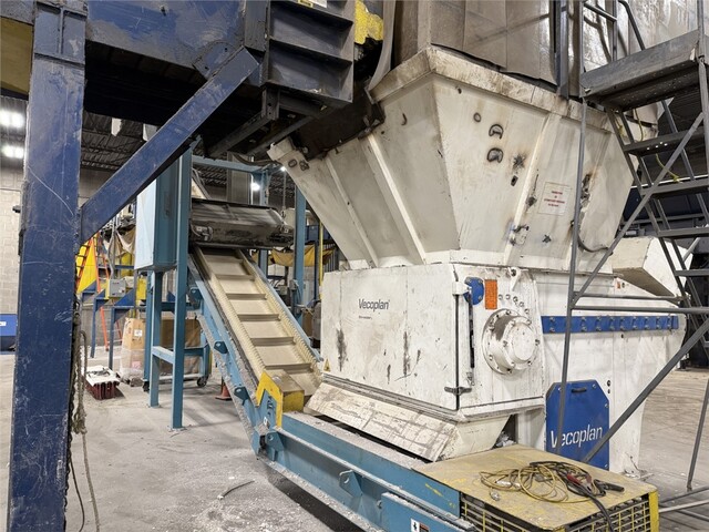 Vecoplan #VAZ1300-MXL, Single Shaft Shredder/Granulating Line, 90 HP, 2" Screen, w/ Granulator, Conveyors & - Image 4