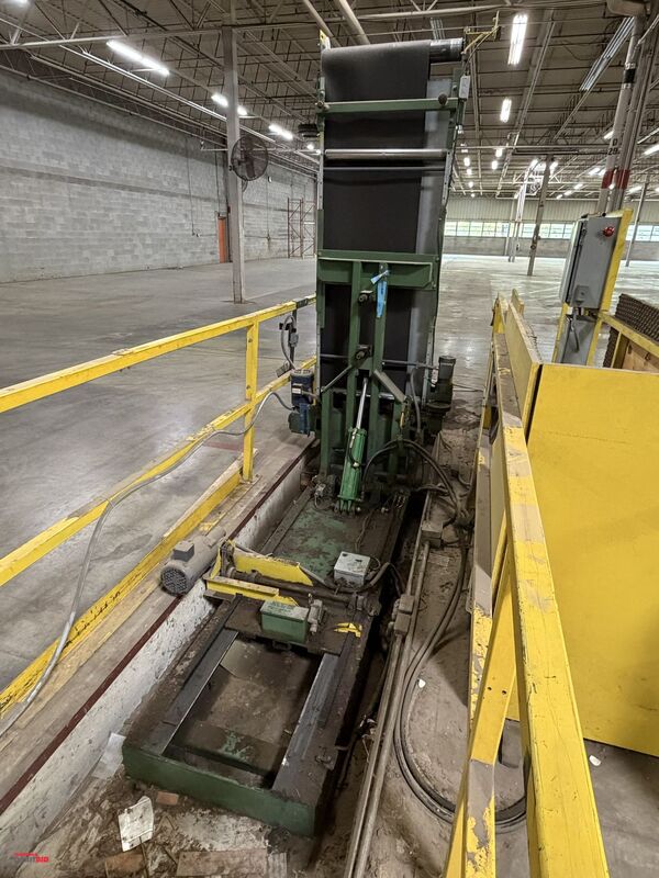 Econolift, Belt Driven Box Tipper, 24" wide x 116" long belt, hydraulic system w/ electric-over-hydraulic - Image 3