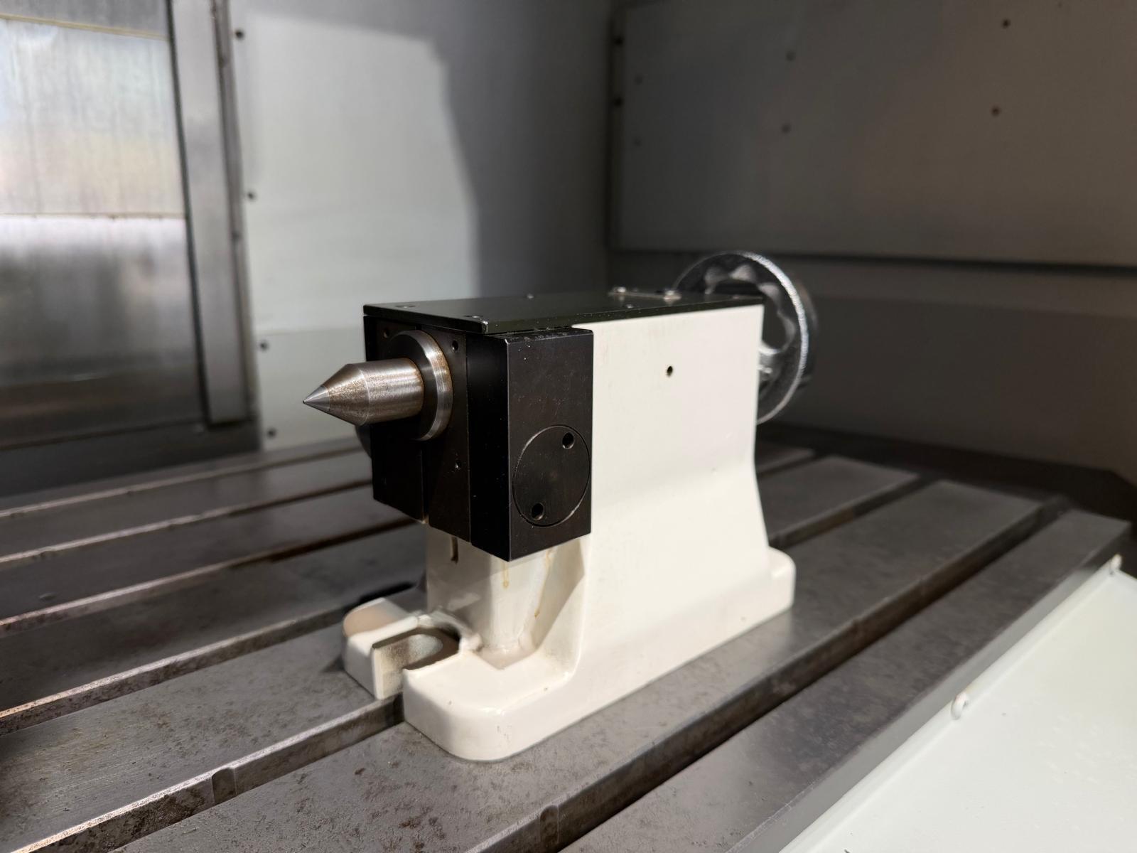 Mori Seiki #Duracenter-5, CNC vertical machining center, 20 side mount tool changer, 31.5" X, 20.1" Y, 20.1" - Image 10