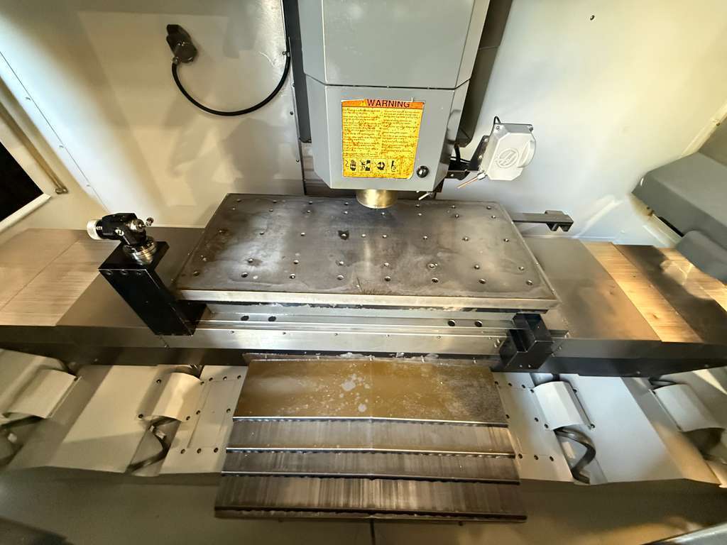 Haas #VF-3SS-APC, CNC vertical machining center, 40 automatic tool changer, 40" X, 20" Y, 25" Z, 12000 RPM - Image 7