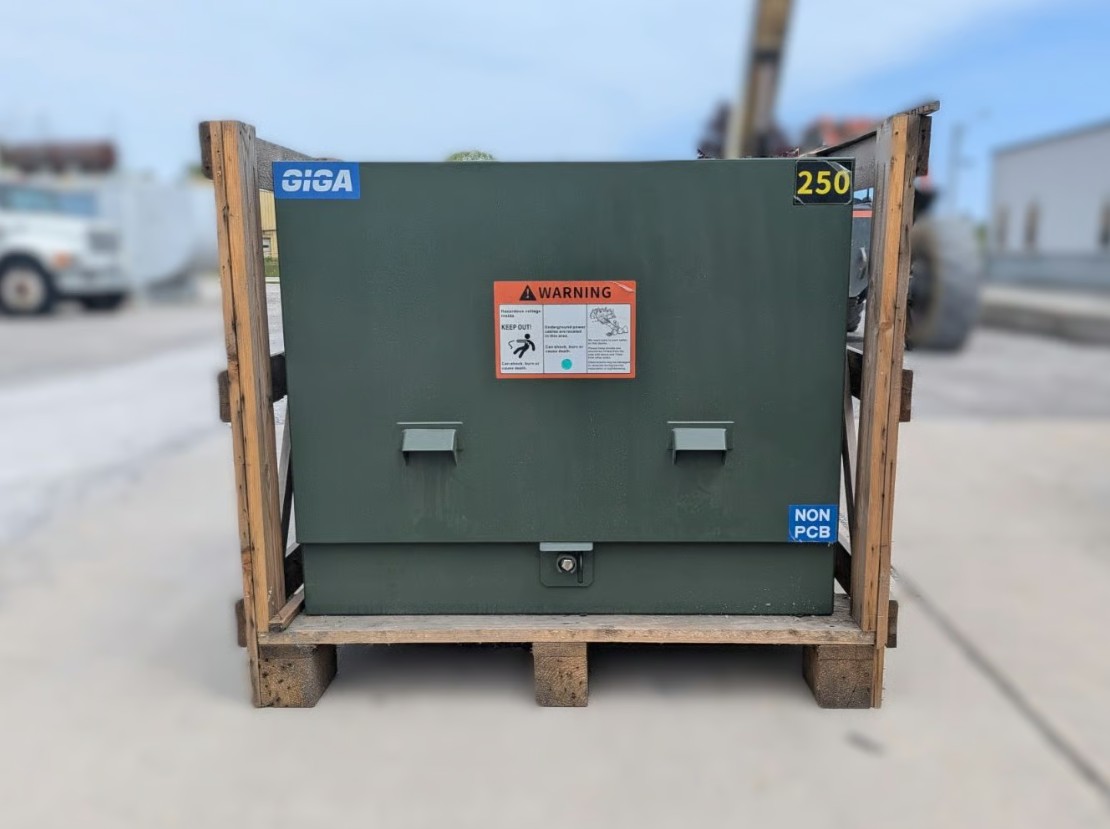 250 KVA 12470GY/7200 Primary, 240/120 Secondary, Giga Energy, Clam Shell Padmount Transformer, 1PH, 2024, (13 - Image 1
