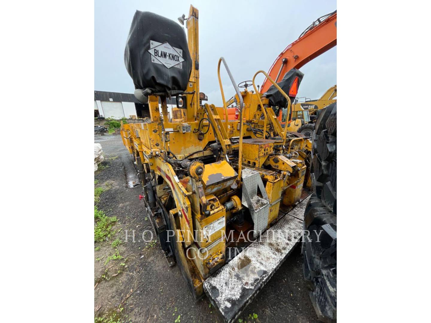 Blaw Knox / Ingersoll-Rand PF3200, Asphalt Paver, 8192 hours, S/N: 320027-87, 2000 - Image 2