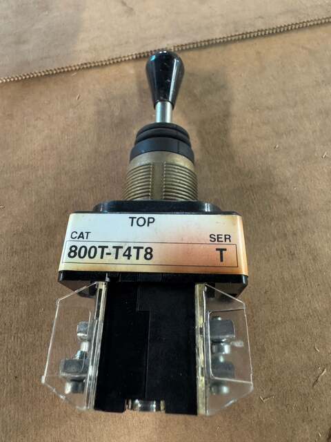 Allen-Bradley Toggle Switch 800T-T4T8 AAXX 600V Allis-Chalmers - Image 2
