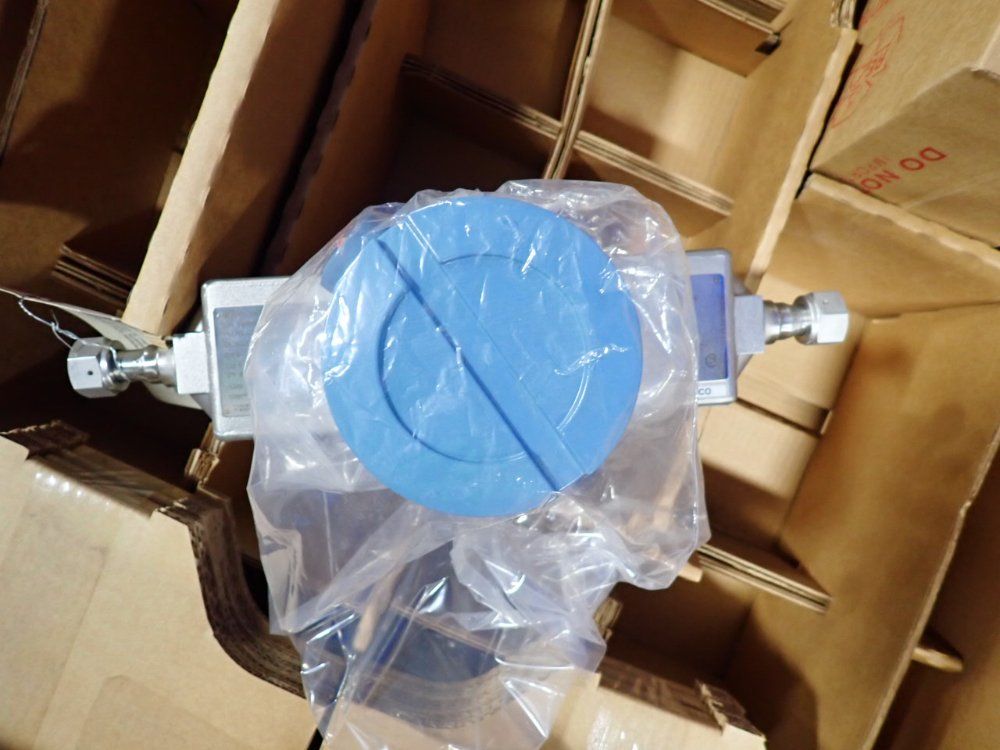 Emerson #F025S319CQBAEZZZZ, Flow and Density Meter, dual seal - Image 6