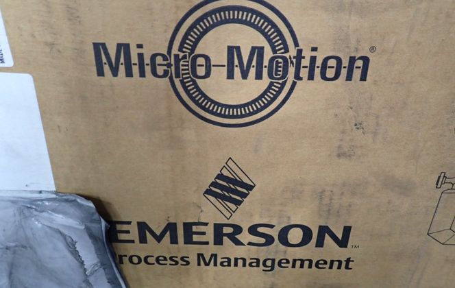 Emerson #F025S319CQBAEZZZZ, Flow and Density Meter, dual seal - Image 10