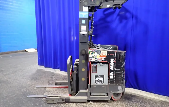 4500 lb. Raymond #EZ-R40TT, Electric Stand-Up Reach Forklift, 200" lift height, 85" mast height, 4" x 42" - Image 1