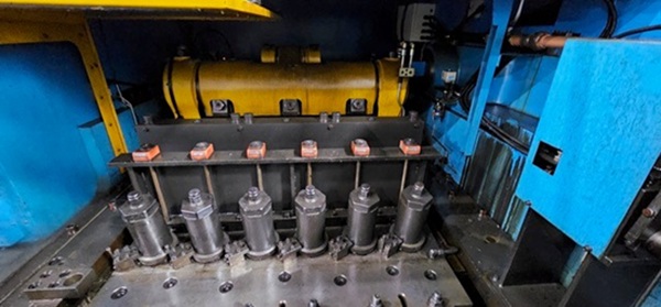 1.3" x 11.81" Hyodong #HBP-633L, 6-Die Parts Former, 55 ton forging load, 1.811" max. open-up diameter - Image 9