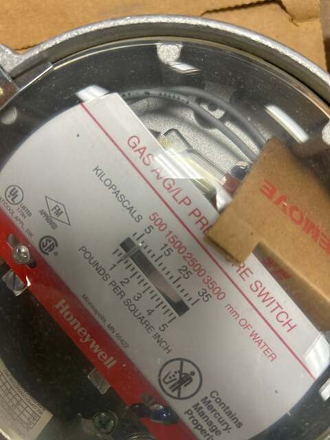 Honeywell #C437D-EGH, gas pressure switch, 1/2" NPT, 0 to 5 PSI - Image 3