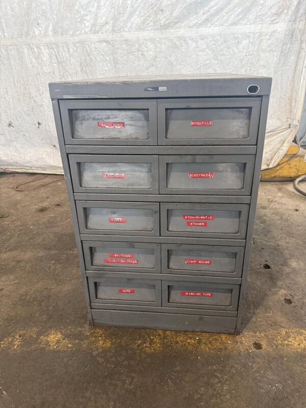 5 drawer tooling cabinet - Image 1