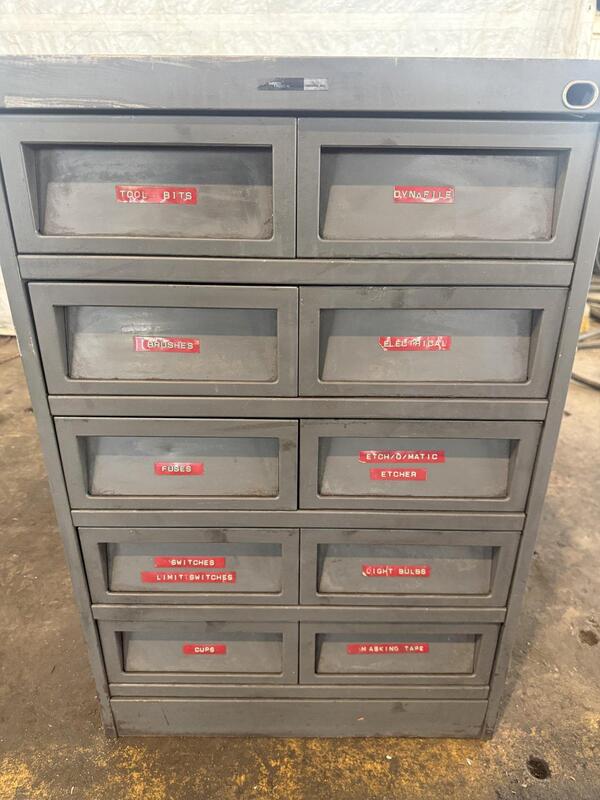 5 drawer tooling cabinet - Image 3