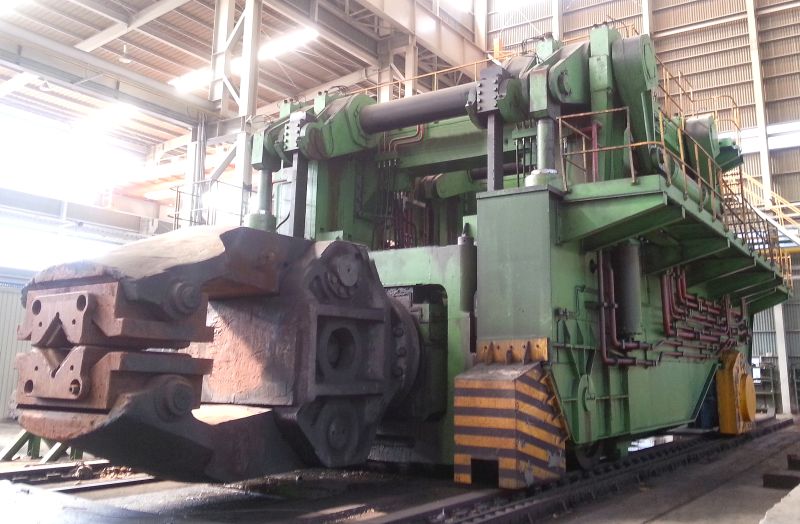120 Ton, Rail Bound, 79" tongs opening, will lift & carry a 290000 lb ingot, 2009 - Image 1