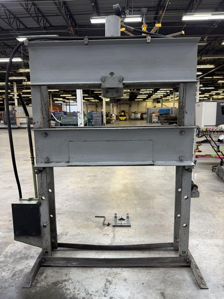 60 Ton, Rodgers #S-60-13-2, H-Frame hydraulic press, 13" stroke, 45" between frames, hand crank - Image 8