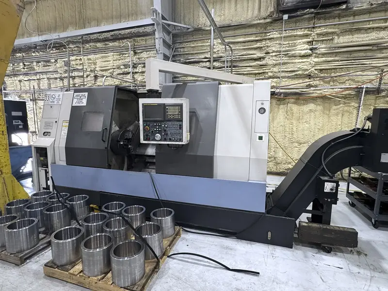 Daewoo Doosan #Puma-400MB, CNC turn mill, 28" swing, 21" chuck, 5.2" bore, 4.5" bar, 44.1" centers, 20-2000 - Image 1