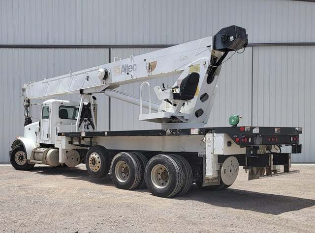 38 Ton, Altec #AC38-127S, truck-mounted hydraulic crane, 127' lift, Peterbilt 365 truck, Caterpillar engine - Image 6