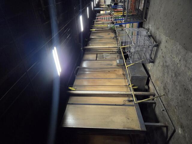 Gat, complete powder system, 6' x8' window, 4 stage wash - Image 1