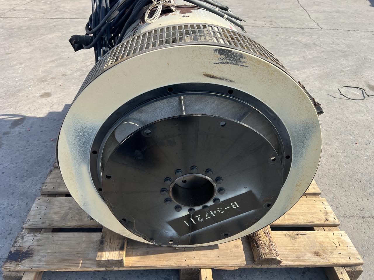 300 KW, 1800 RPM, Kohler #300REOZD, Generator End, 277/480 Volts, 12 poles, 750 hours, 2003 - Image 8
