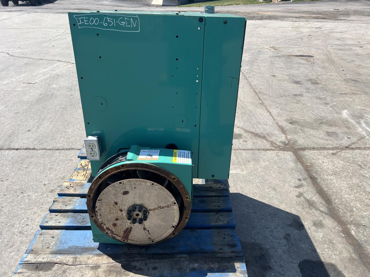 35 KW, 1800 RPM, Cummins/Onan #DGBB-3367339, Generator End, 120/240 Volts, 12 poles, 1833 hours, 1999 - Image 7