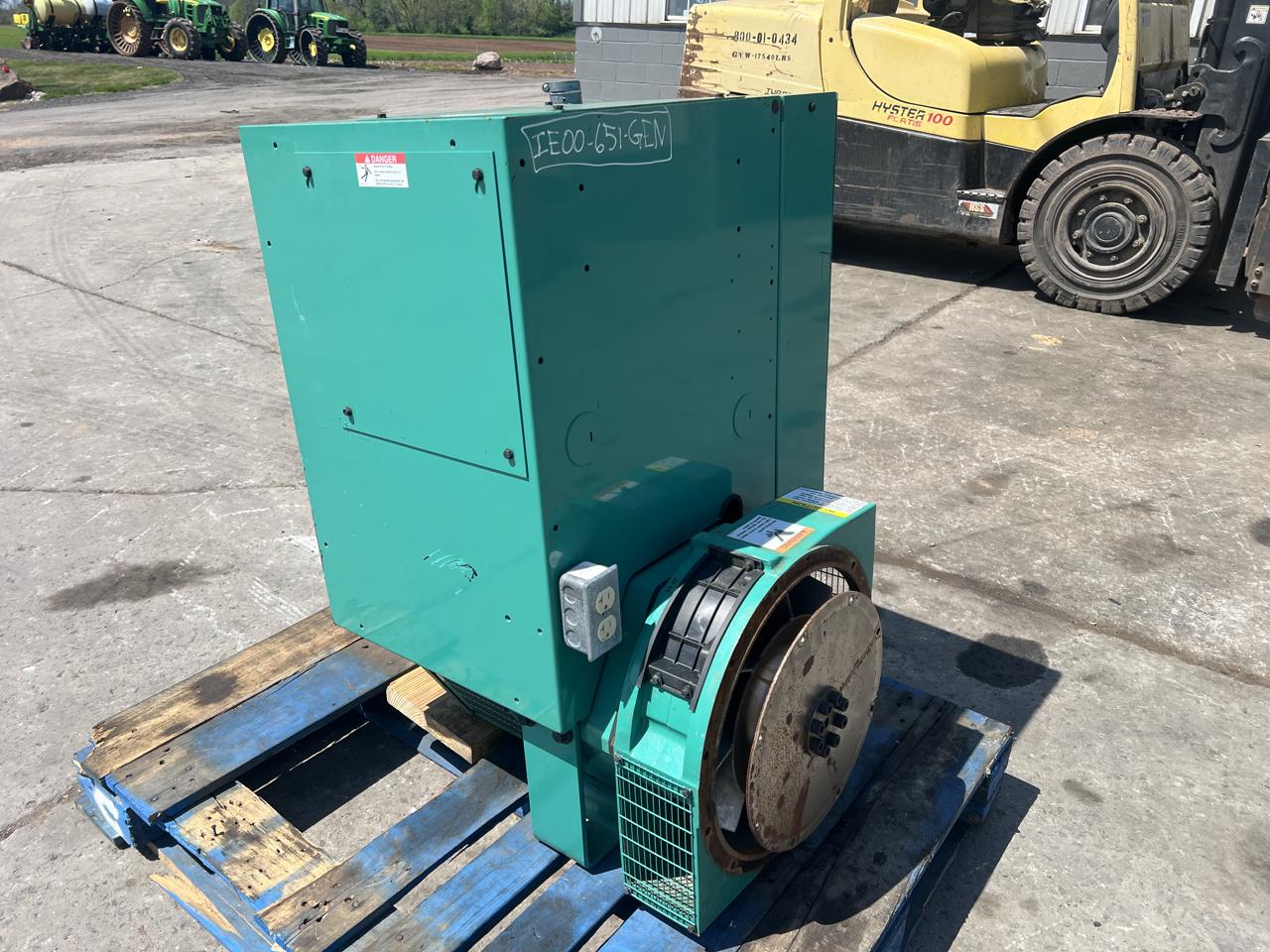35 KW, 1800 RPM, Cummins/Onan #DGBB-3367339, Generator End, 120/240 Volts, 12 poles, 1833 hours, 1999 - Image 9
