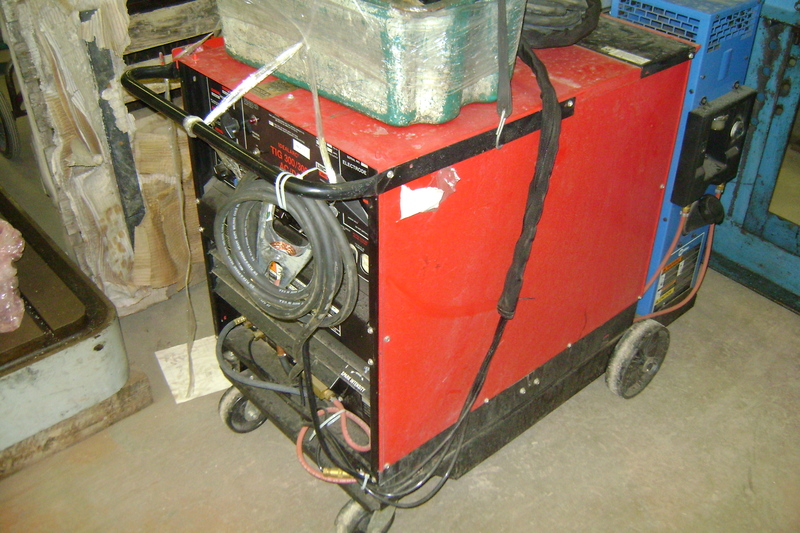 Lincoln Idealarc #TIG-300/300, Tig Welder, w/ leads & cart - Image 4