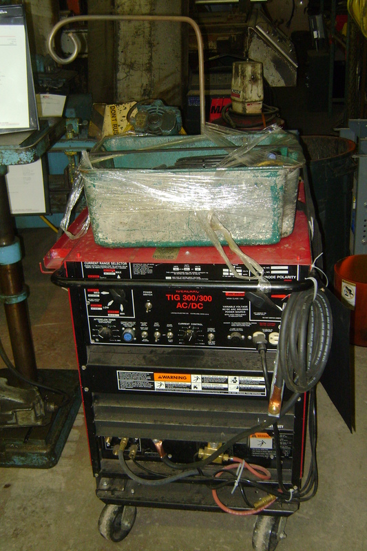 Lincoln Idealarc #TIG-300/300, Tig Welder, w/ leads & cart - Image 8